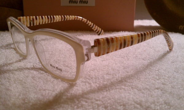Ivory (RZU-101)